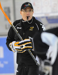 Hockey Larry Huras nuovo allenatore HCL
