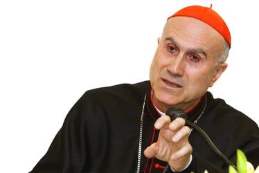 Claro Cardinale Tarcisio Bertone Claro Cardinale Tarcisio Bertone