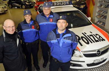 Locarno consegna automobile polizia comunale Muralto Minusio