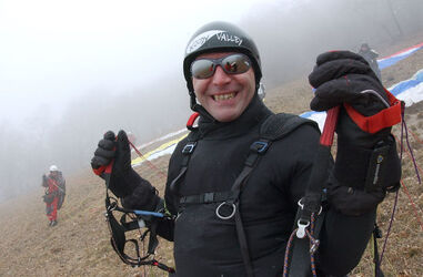 Caviano volo in parapendio