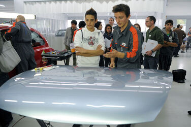 Lamone il fascino nel ramo della carrozzeria professioni con un futuro