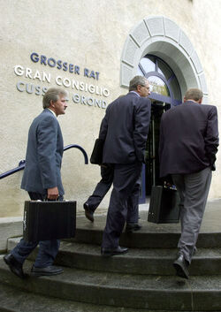 Coira Peter Aliesch sessione Gran Consiglio per immunita Coira Peter Aliesch sessione Gran Consiglio per immunita