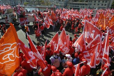 Zurigo manifestazione UNIA OCST