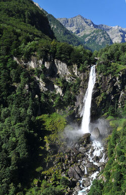 Foroglio Val Bavona cascata