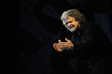 Bellinzona spettacolo Beppe Grillo Grillo is back 